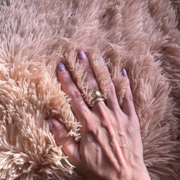 Peach throw blanket - Picture 3 of 3